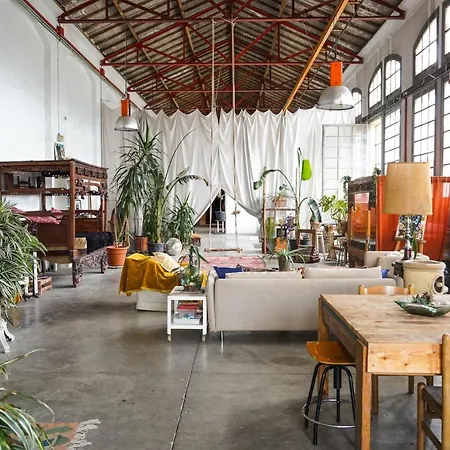 Local 6 Alojamento de Acomodação e Pequeno-almoço Barcelona